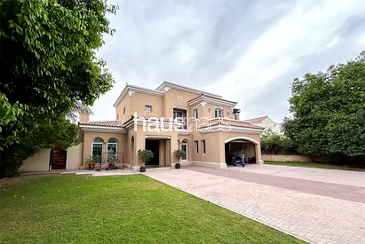 Huge plot | Private Pool | Available May |