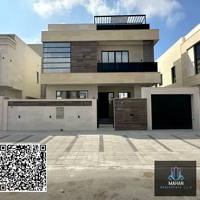 فيلا تكييف مركزي مع سقف تصميم رائع، الفيلا على شارع رئيسي، موقع ممتاز - تشطيبات ممتازة جدًا -