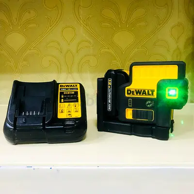 DeWalt DW085LG 5 Spot Green Laser 12v