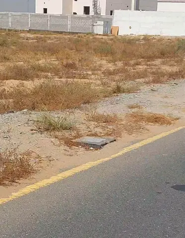 للبيع قطعة أرض سكنية في الشارقة منطقة الحوشي ضاحية البديع