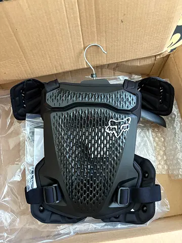 Fox chest protecter