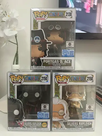 Silvers Raleigh (Chase + Regular) 2150  Portgas Ace 2130 Funko
