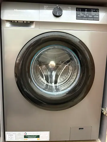 Hisense front-load washing machine - working condition