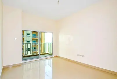 Spacious 1BR | Great Amenities | Prime Location