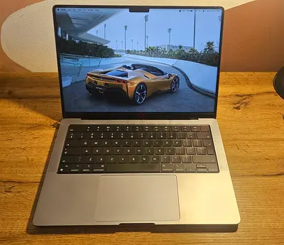 2021 MacBook Pro 14 M1 - Like New