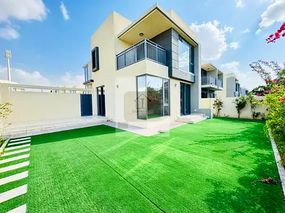 4+Maid BR , SINGLE ROW , READY TO MOVE IN