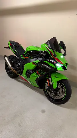 Kawasaki Ninja Zx10R 2023 - Cleanest!