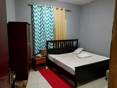 A  FURNISHED ROOM WITH BATHROOM FOR EXECUTIVE COUPLES OR BACHELOR 1,800