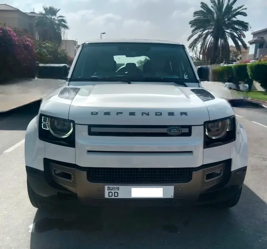 Land Rover Defender 2025 — photo 1 of 6