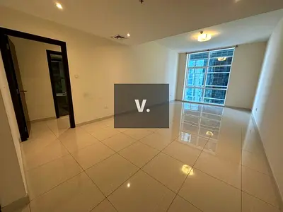 Close to One Central and Metro | Big layout