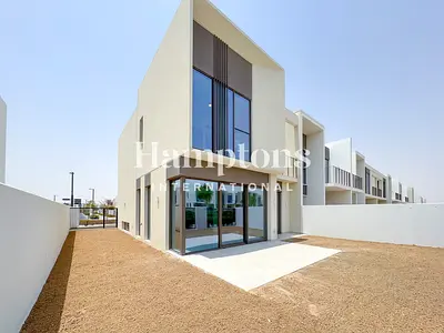 Single Row | Corner | Vastu Compliant