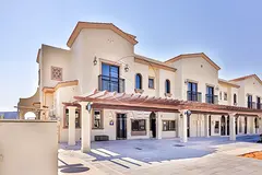 √CASARES | Single Row -CORNER | Prime Location√