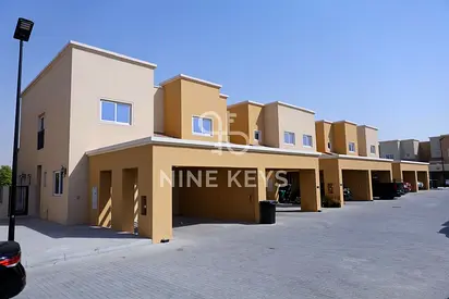 SPACIOUS| STYLISH| SOUGHT-AFTER| 4BR VILLA IN AMARANTA B FOR AED 170K