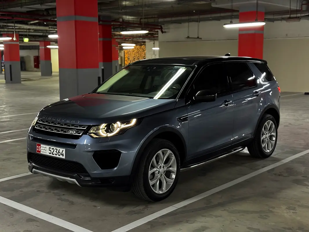 Land Rover Discovery Sport 2019 — photo 1 of 20