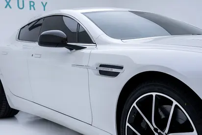 2014 Aston Martin RAPIDE 缩略图 7