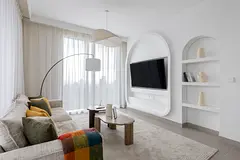 Luxury 3BR | Designer renovation | High floor