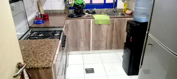 ROOM AVAILABLE FOR HINDU MALE BACHELORS /COUPLE /FAMILY AT BUR DUBAI.