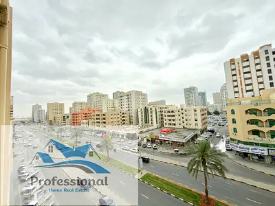 LOW BUDGET BIG SIZE APARTMENT 2 BHK 32 K 6 CHQS BALCONY FULL FAMILY BUILDING NEAR TO BUS STOP