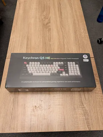 Keychron Q5 HE Interchangeable RGB Backlight Fog Switch Version - Black