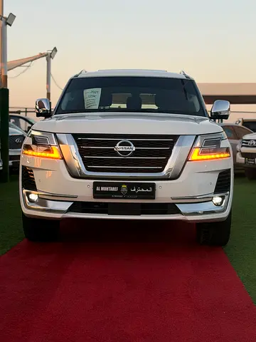 Nissan Patrol LE Platinum City 2021 GCC-single owner-bank finance available-بلاتينيوم فل-تشيكات الوك