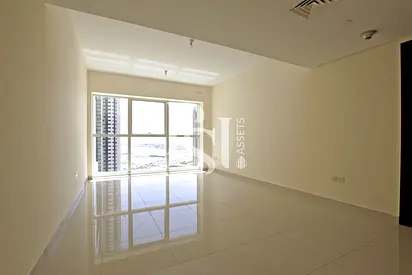 Balcony | Ready to Move | Prime Location
