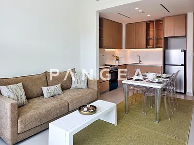 Available Now | High Floor | 10 Days Free