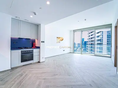 1BR Canal View | Vacant | Prime Location | Luxury