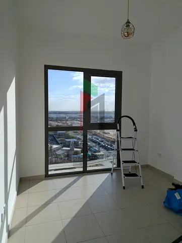 WELL MAINTAINED | BOULEVARD VIEW | VACANT UNIT