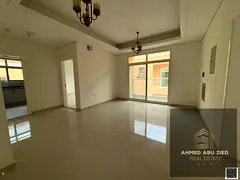 Elegant luxury apartment with gym and pool three large bedrooms spacious living room equipped kitche