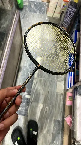 VS Badminton 🏸 Racket Original for intermediate 82Gram Balance