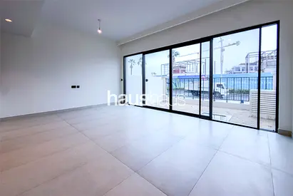 Best Priced | Single Row | Genuine Resale |