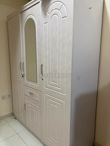 White 3-Door Wardrobe with Mirror  Drawer (Used)