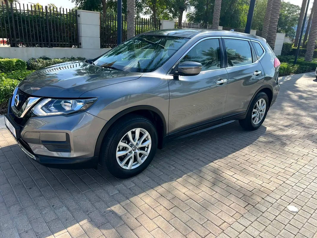 Nissan X-Trail 2022 — photo 1 of 11