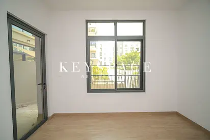 Vacant Ocean View Home | Refined Waterfront Setting | Resale