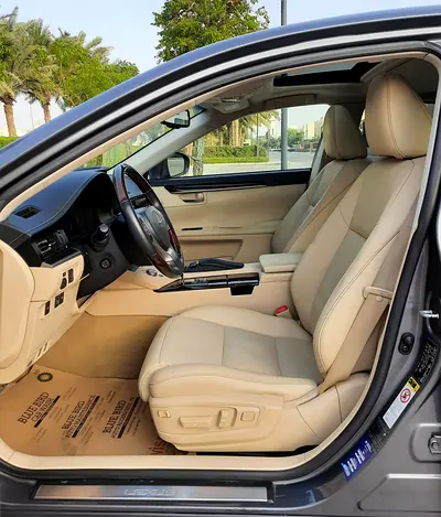 صورة 8 لـ 2014 Lexus ES-SERIES