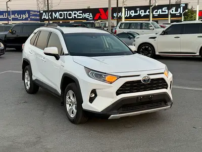 Toyota Rav 4 XLE Hybrid 2021 - American Specs - Well Maintained