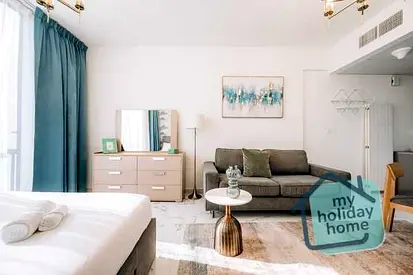 Bright Marina Studio | Cozy & Modern