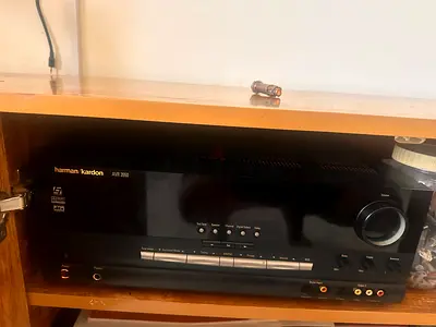 Amplifier AVR 3350 with Original Remote