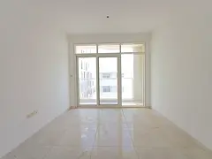 Like brand new luxury 1BR with baloney 2 bathroom just 40k in al jada open area