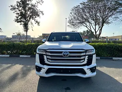 Toyota Land Cruiser VXR 2026 - GCC Specs - Brand New!