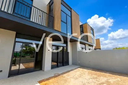 Spacious Villa | Pool Backing | Single Row