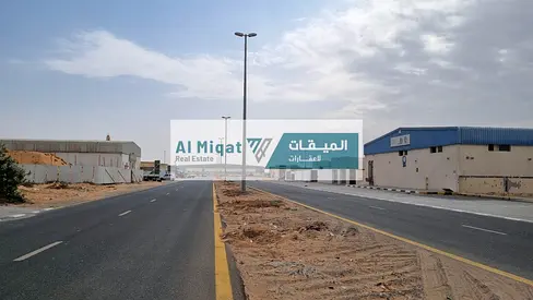 قطعة ارض للبيع فى الصجعة الصناعية منطقة الجليل تملك حر لجميع الجنسيات