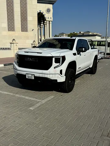 2025 GMC Sierra 1500 Elevation - GCC Specs