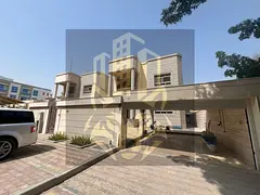 Residential/commercial villa in Al Muwaihat 2, opposite a mosque, at a special price.