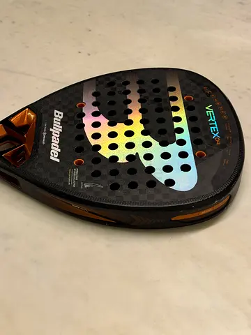 Bullpadel Vertex 04 2025
