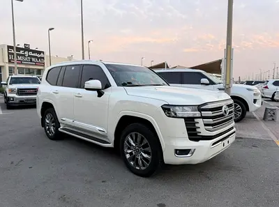 تويوتا لاند كروزر 2024 خليجي GXR توين تيربو صبغ الوكاله