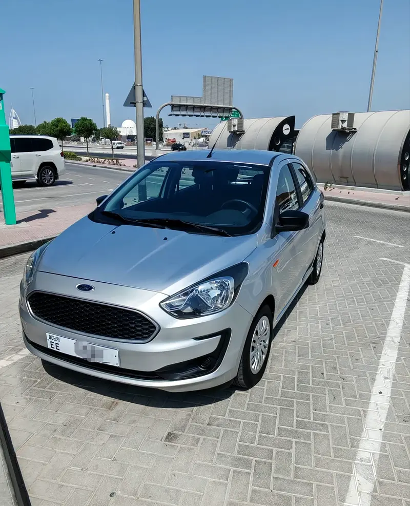 Ford Figo 2020 — photo 1 of 6