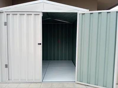 Garden storage shed with floor