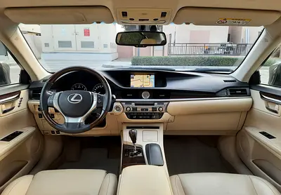 صورة 10 لـ 2014 Lexus ES-SERIES