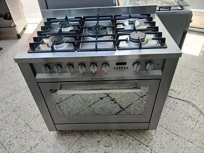 Ariston top gas oven electric cooker same like new conditon for sale
